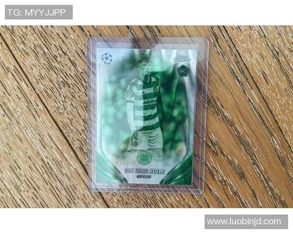 足球球星卡手雷揭秘：揭开幕后故事与职业生涯的精彩瞬间